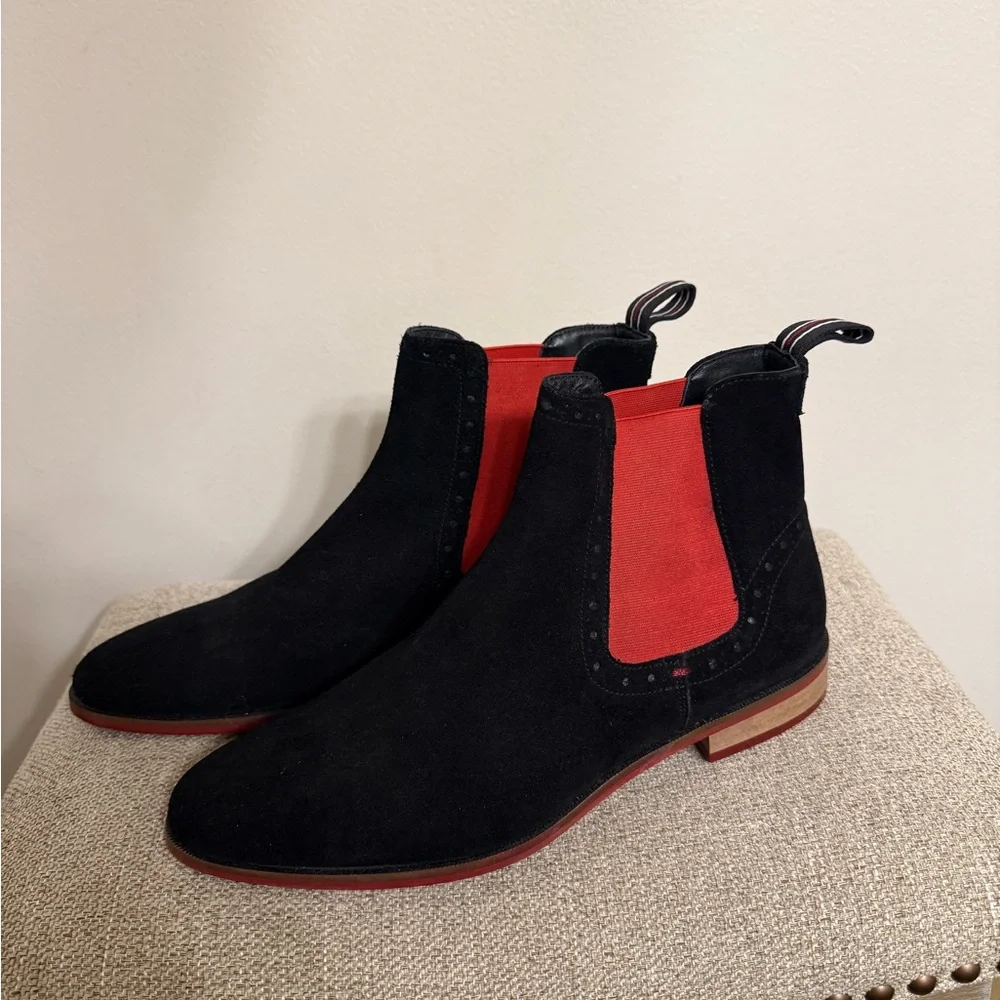Carlos By Carlos Santana Mantra Suede Chelsea Boot